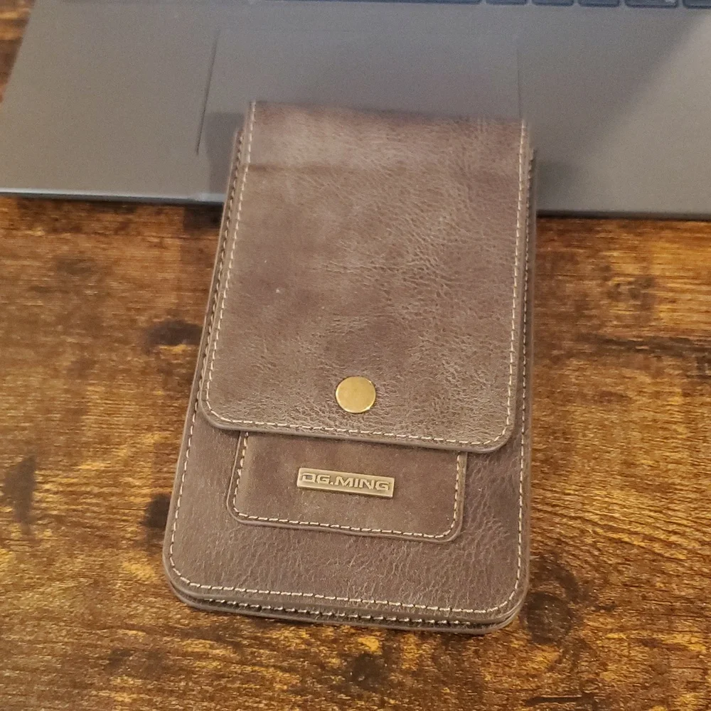 Lot of Gently Used Phone Cases, phone Belt Cases, etc. for resell